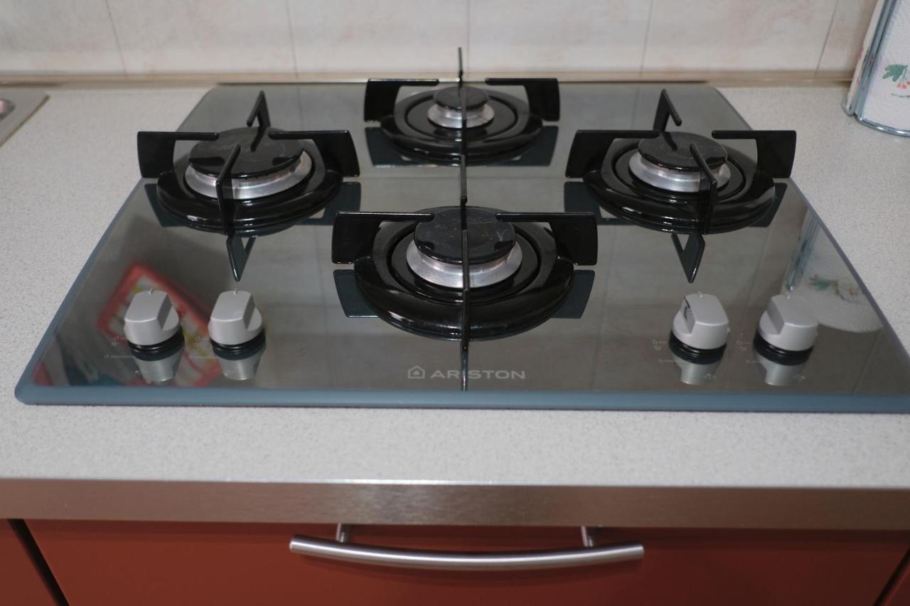 Bwr - Bilocale Con Terrazzo, Via Gonin Appartement Milaan
